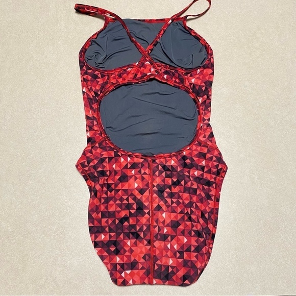 Speedo Swimsuit Women’s Size 30 Small Nano Fracture Flyback Swimsuit one piece - Picture 8 of 16